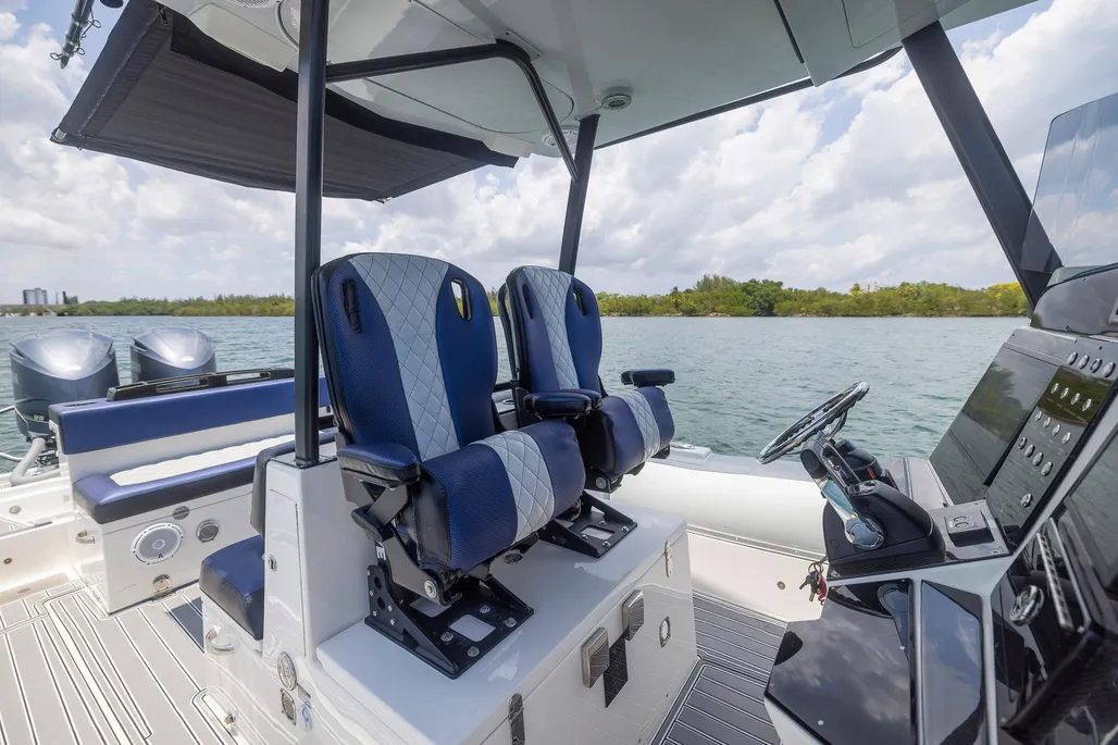 COLT 35 Rigid Inflatable with twin Yamaha outboards - Image 11