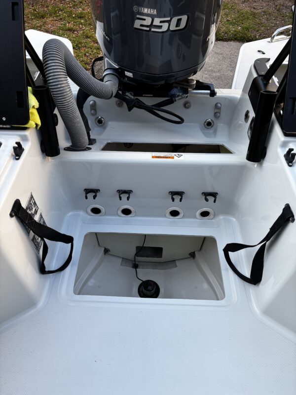 Pre-Owned 2020 Zodiac Open 7 - Image 5