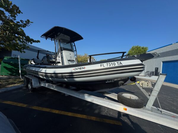Pre-Owned 2020 Zodiac Open 7 - Image 10