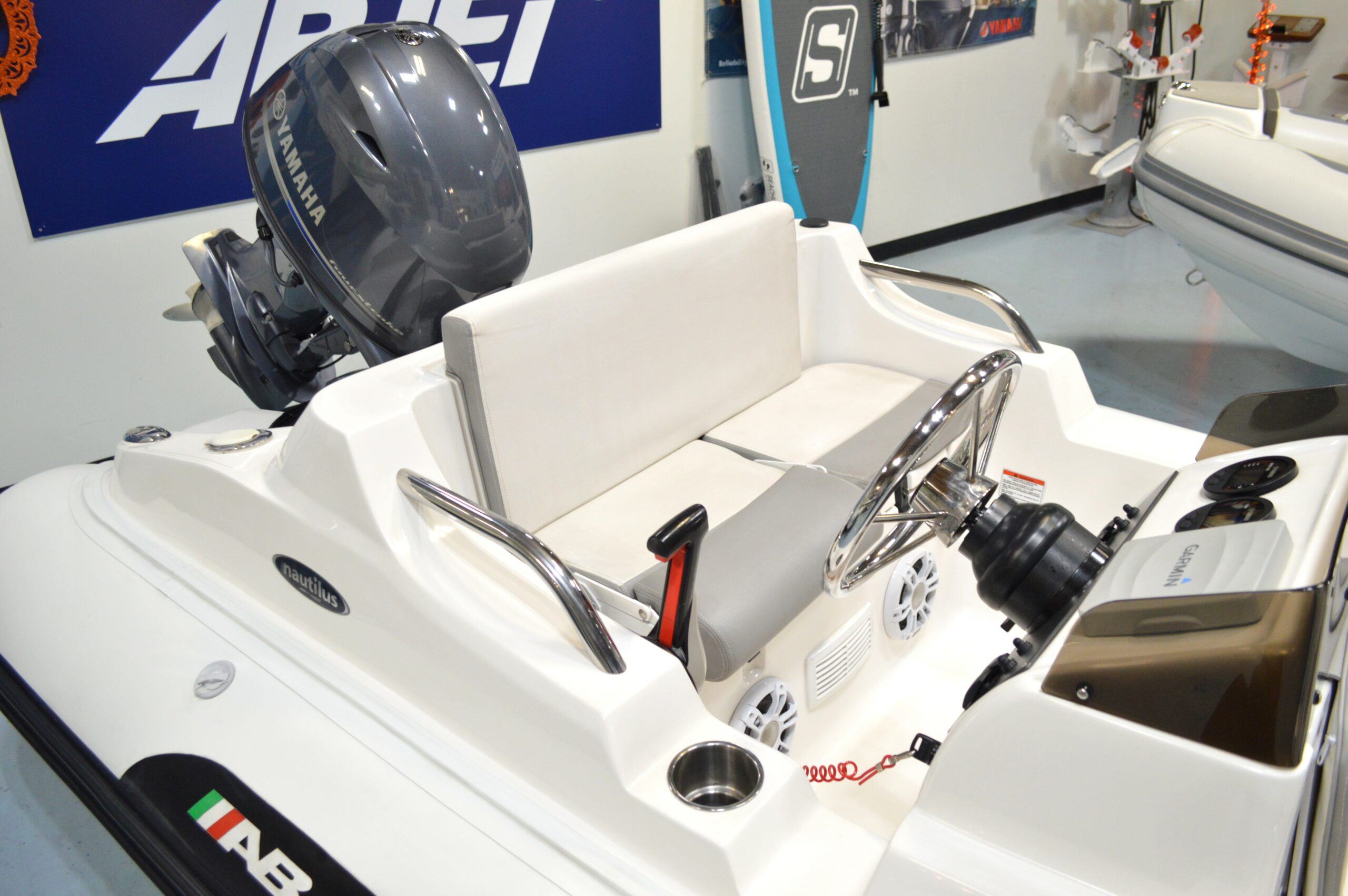 2022 AB 13 DLX - Image 3