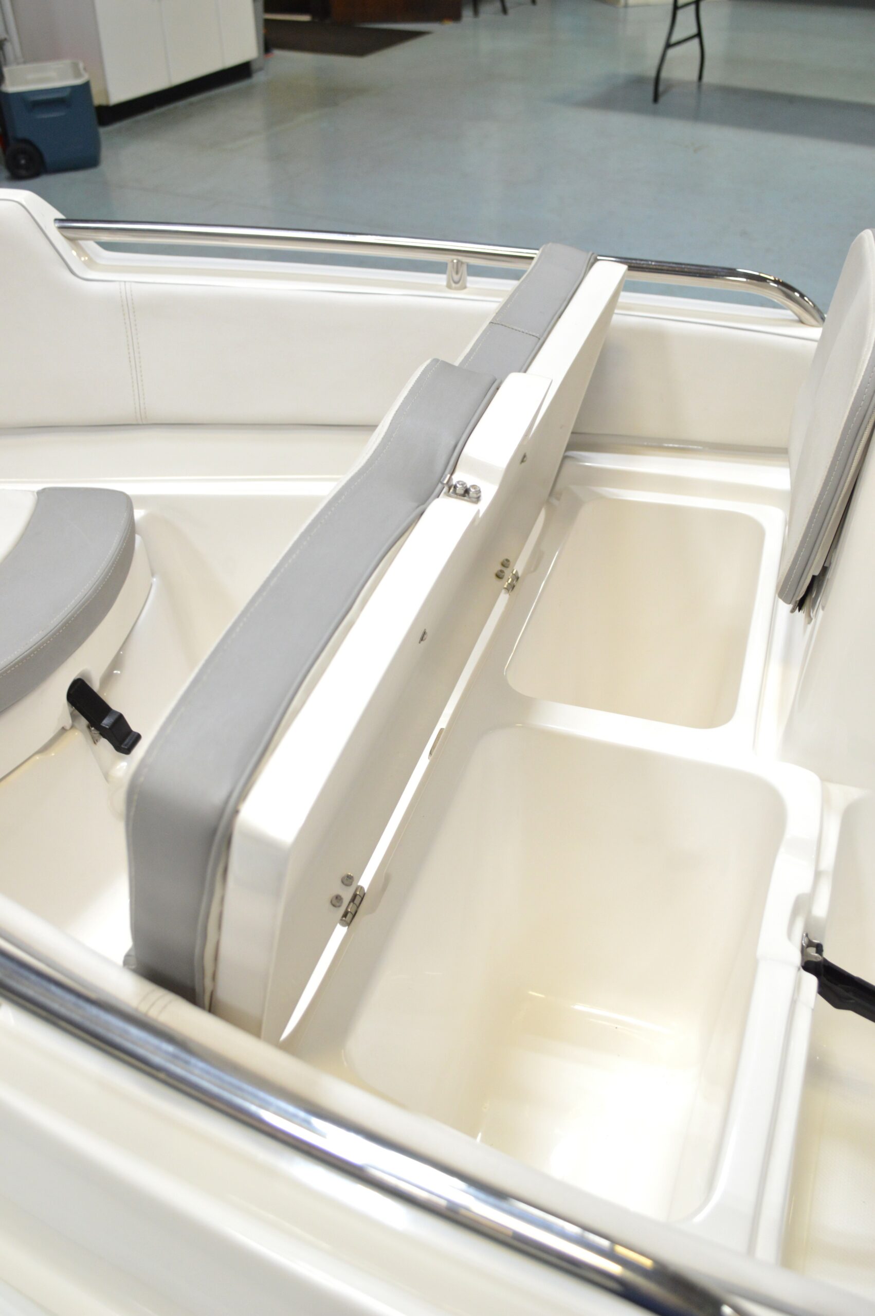 2022 AB 13 DLX - Image 9