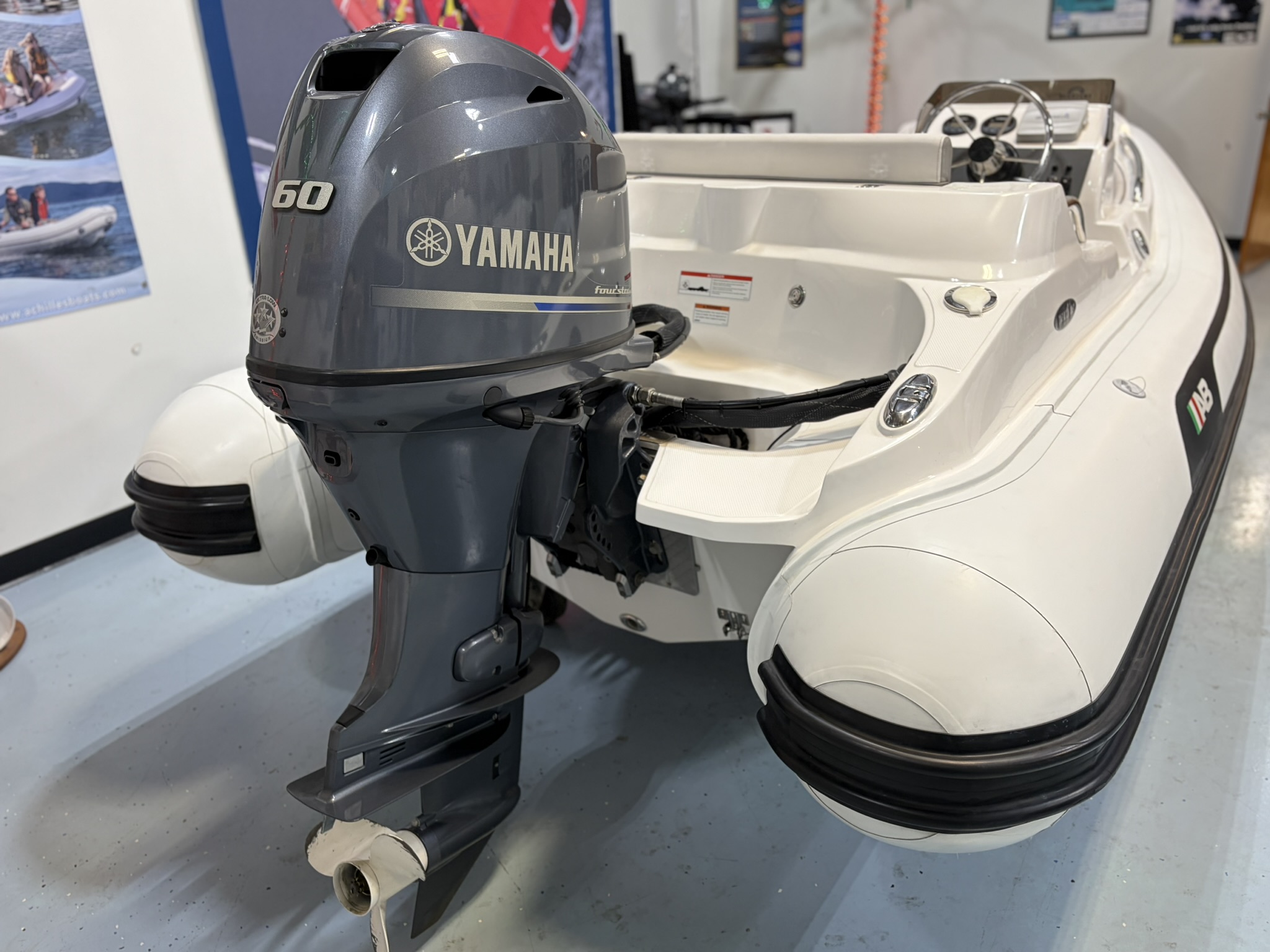 2022 AB 13 DLX - Image 13